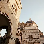 Апартаменти Storico Su 2 Livelli