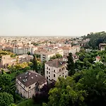 Апартаменти Storico Su 2 Livelli Бергамо