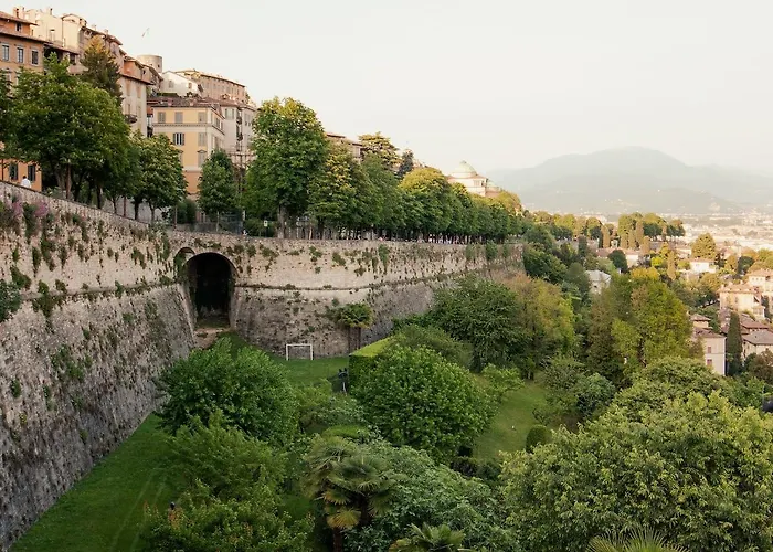 Апартаменти Storico Su 2 Livelli Vista Canale *